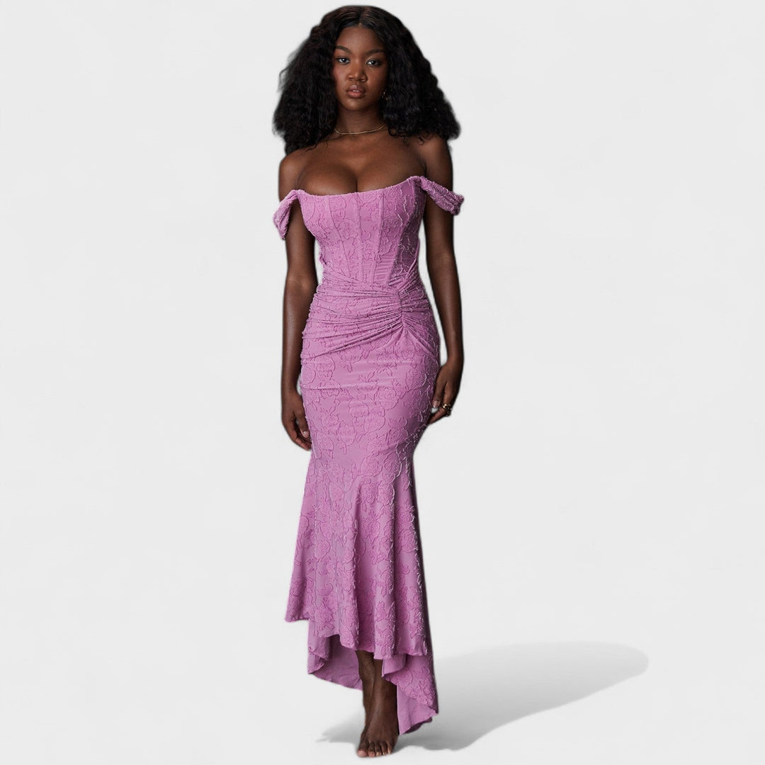 Cesca | Vestido de silueta escultórica