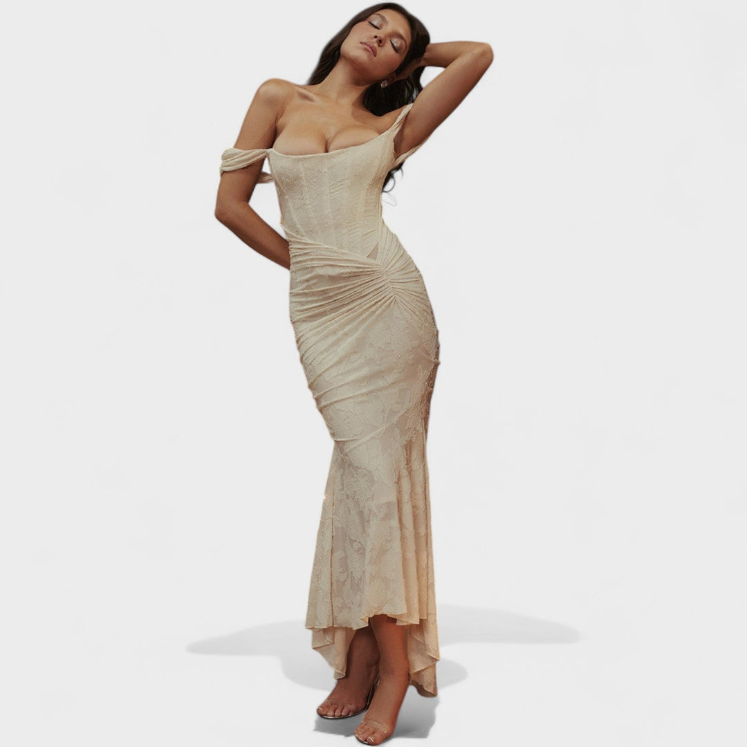 Cesca | Vestido de silueta escultórica